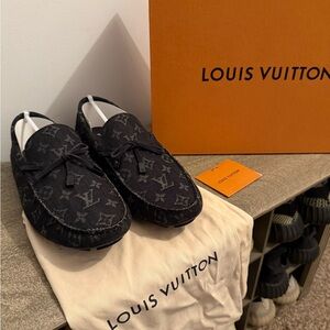 Louis Vuitton LV Drivers (Monogram Black Loafers)